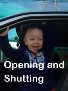 opening-and-shutting-toddler